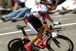 爱游戏中国-JackeyLove回归赛场，回归赛场首场状态亮眼，澳大利亚队观众沸腾！